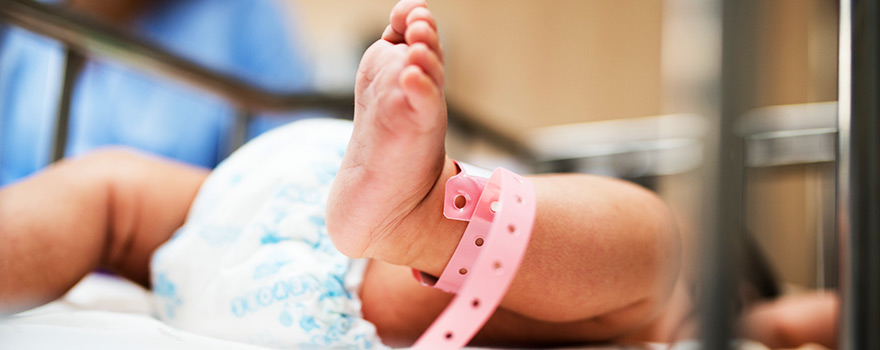 Yeni Doğan Bebek Bakıcısının özellikleri nelerdir ?